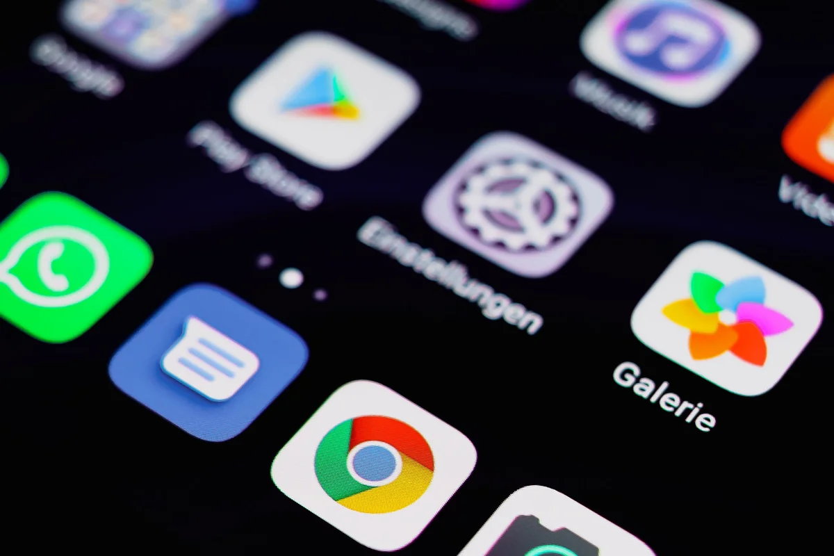 Smartphone-inställningsmeny som representerar var enhetens tidszon och appens EPG-alternativ konfigureras